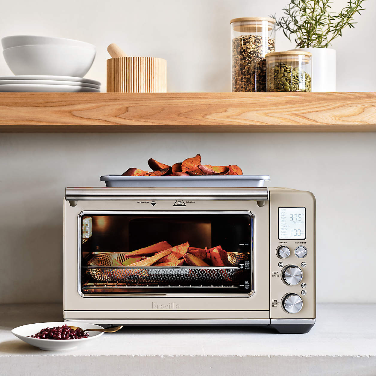 Breville ® Smart Oven ® Air Fryer in Almond Nougat - Image 6