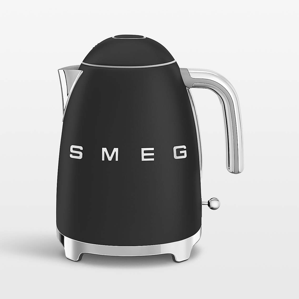 SMEG Chrome Retro Electric Kettle - Image 8