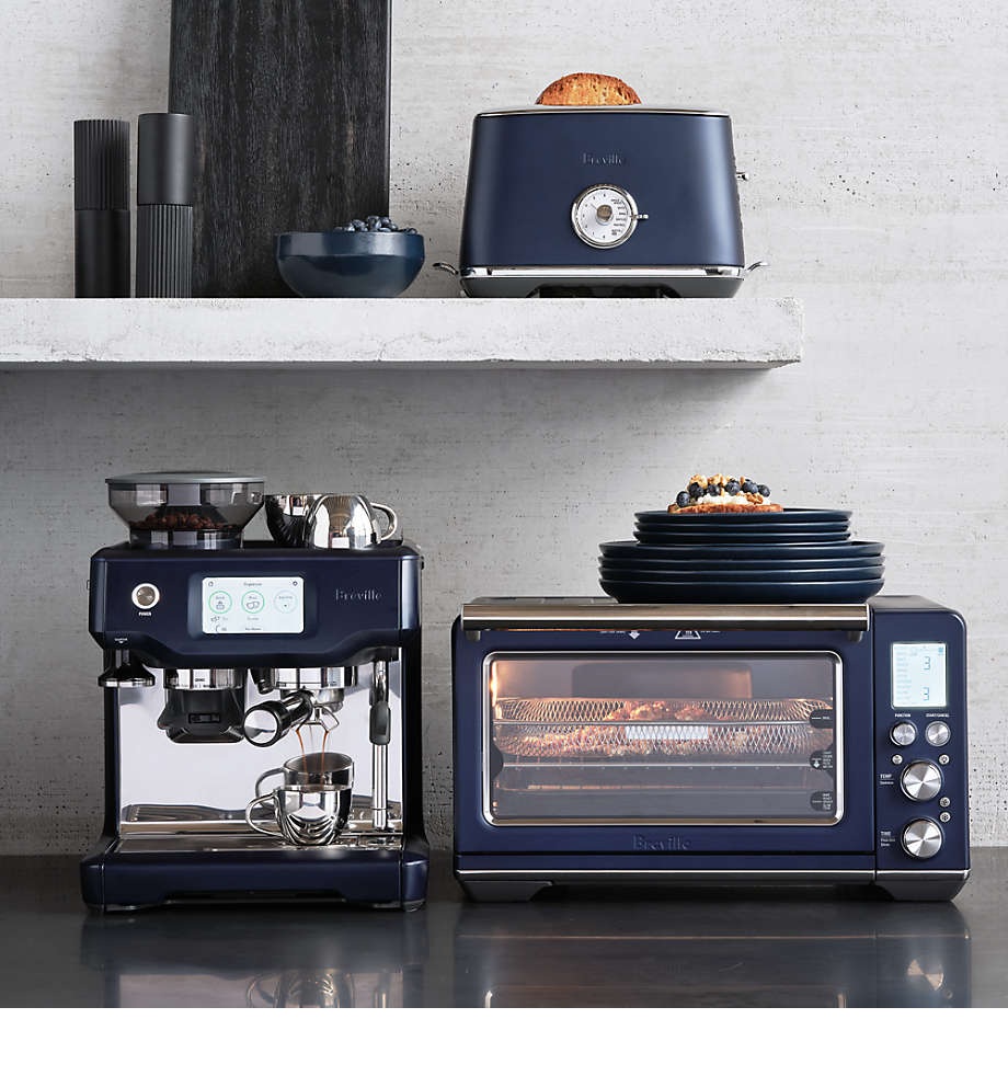Breville ® Damson Blue Toast Select ™ Luxe 2-Slice Toaster Breville ® Damson Blue Toast Select ™ Luxe 2-Slice Toaster - Image 2