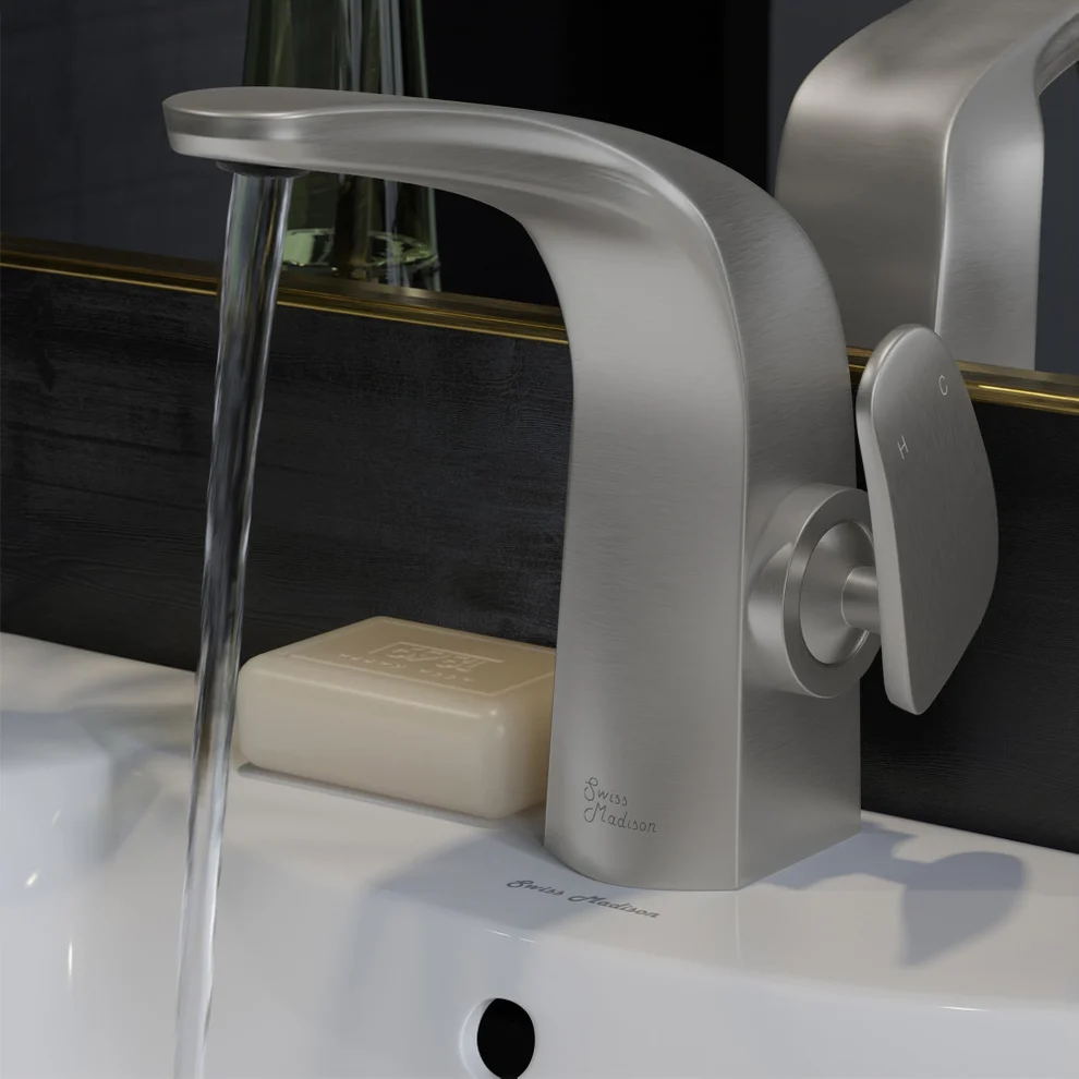 Chateau Single-Handle Bathroom Faucet Chateau Single-Handle Bathroom Faucet - Image 5